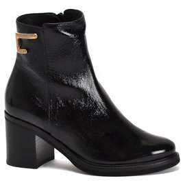 Lynwood-ankle-boots-Mikko Shoes